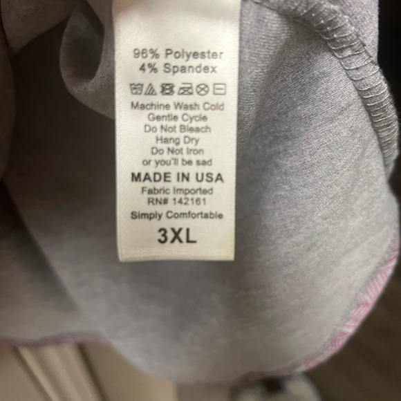 3 for $15🦋 Lularoe irma leaf top - Picture 3 of 5